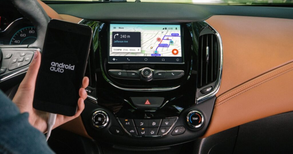 Android Auto empieza a despedirse del smartphone