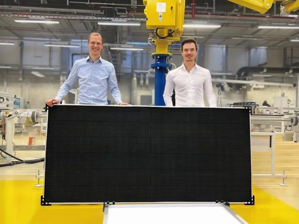 Innovador recubrimiento de Start-up alemana impulsa la eficiencia de paneles solares en un 10%
